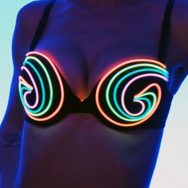 glow-bra